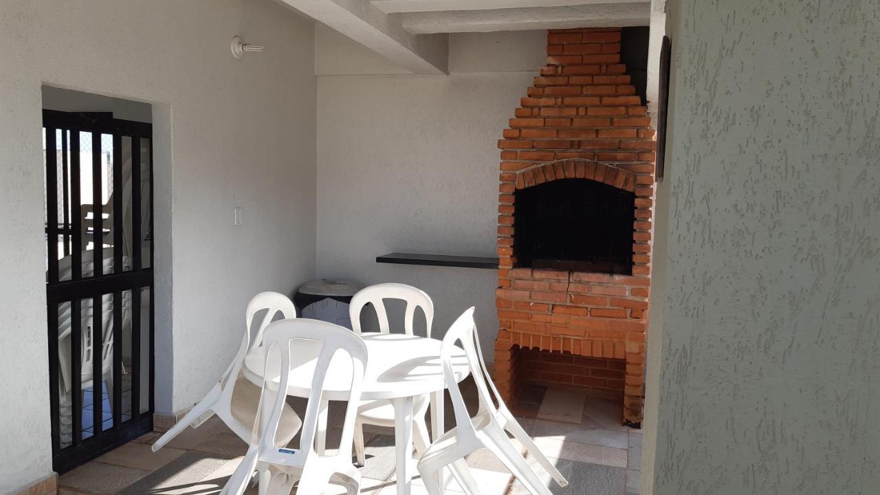 500M Da Praia, Predio Cm Piscina, 1Garagem, Wi-Fi 300 Mbps, Centro De Guaruja, Proximo A Praia E Comercio, Horarios Check-In E Check-Out Flexiveis, Churrasqueira, Екстер'єр фото