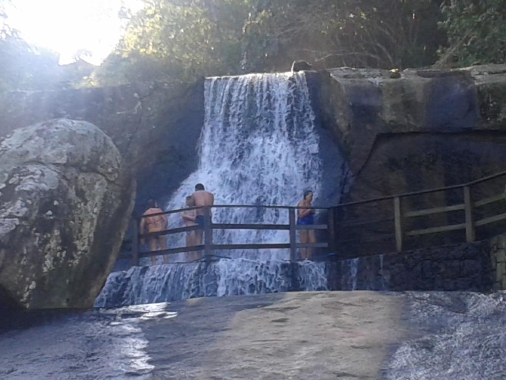 500M Da Praia, Predio Cm Piscina, 1Garagem, Wi-Fi 300 Mbps, Centro De Guaruja, Proximo A Praia E Comercio, Horarios Check-In E Check-Out Flexiveis, Churrasqueira, Екстер'єр фото